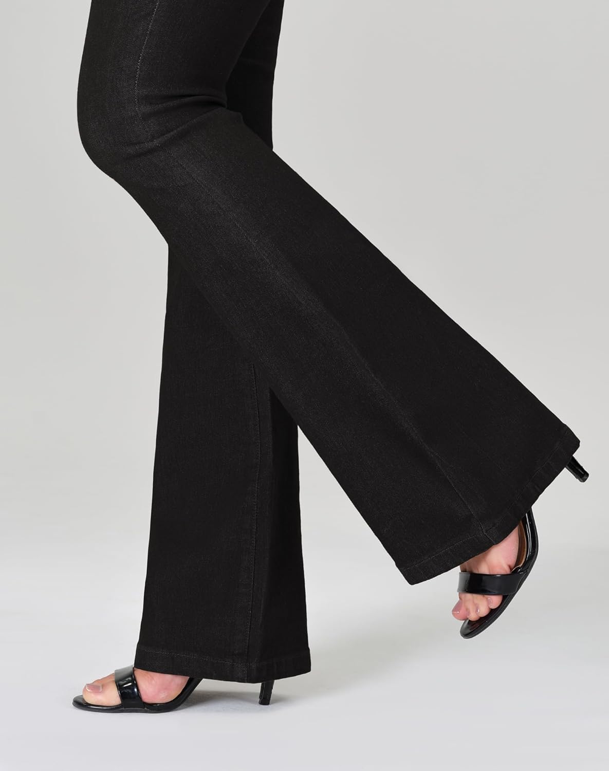 roswear Women's Trendy Stretchy Flare Jeans Mid Rise Bootcut Curvy Denim Pants - Image 3
