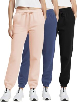 Real Essentials 3 Pack: Women’...