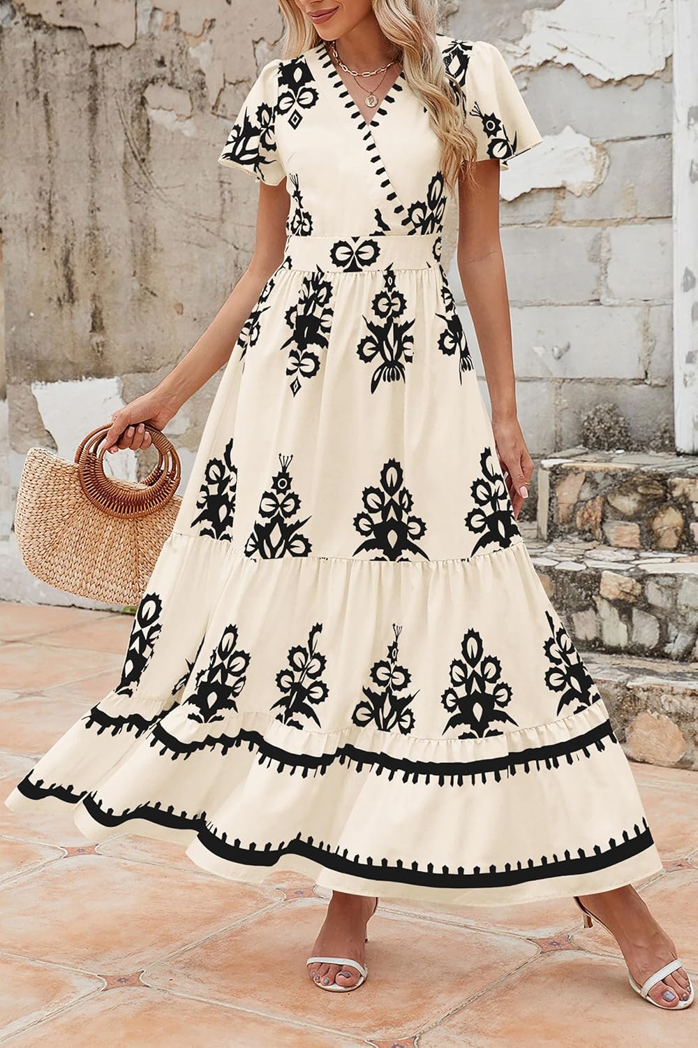 PRETTYGARDEN Womens 2026 Summer Casual V Neck Boho Maxi Dress Flowy Aline Bell Sleeve Tiered Floral Dresses with Pocket - Image 8
