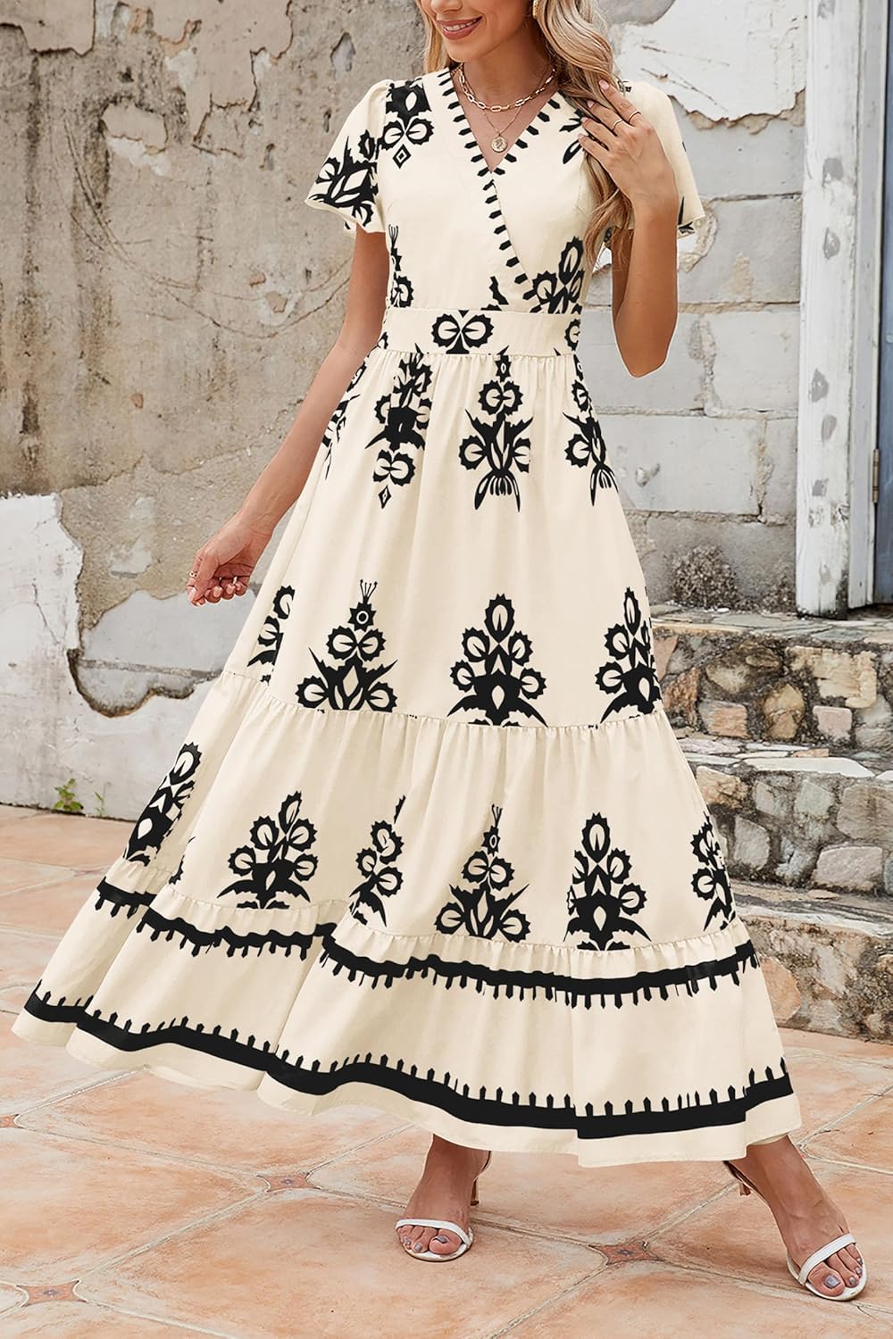 PRETTYGARDEN Womens 2026 Summer Casual V Neck Boho Maxi Dress Flowy Aline Bell Sleeve Tiered Floral Dresses with Pocket - Image 7