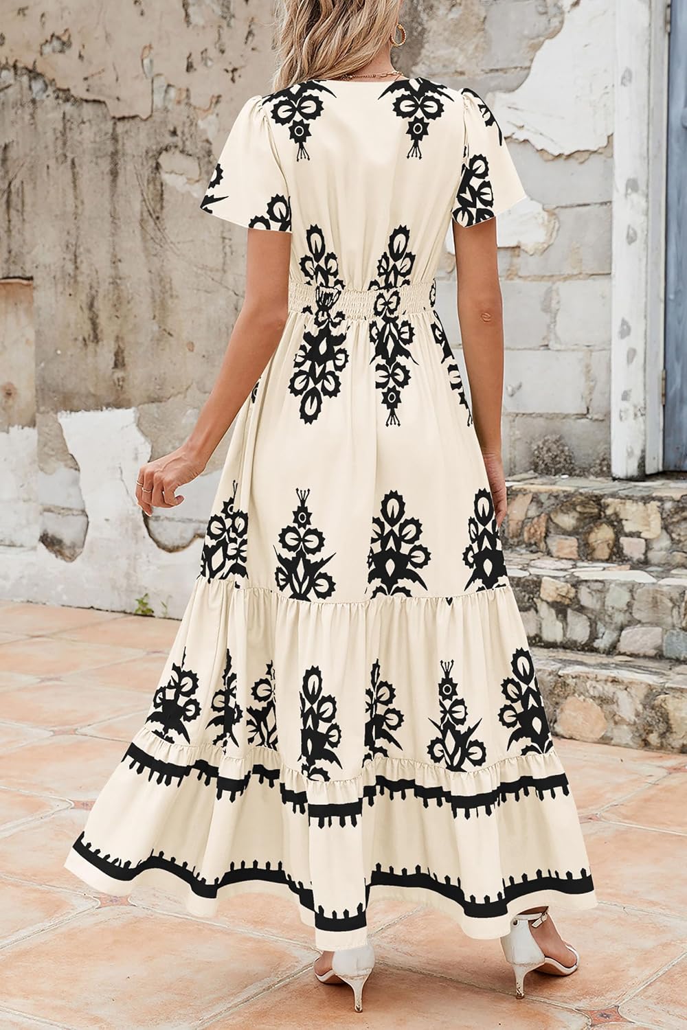 PRETTYGARDEN Womens 2026 Summer Casual V Neck Boho Maxi Dress Flowy Aline Bell Sleeve Tiered Floral Dresses with Pocket - Image 2