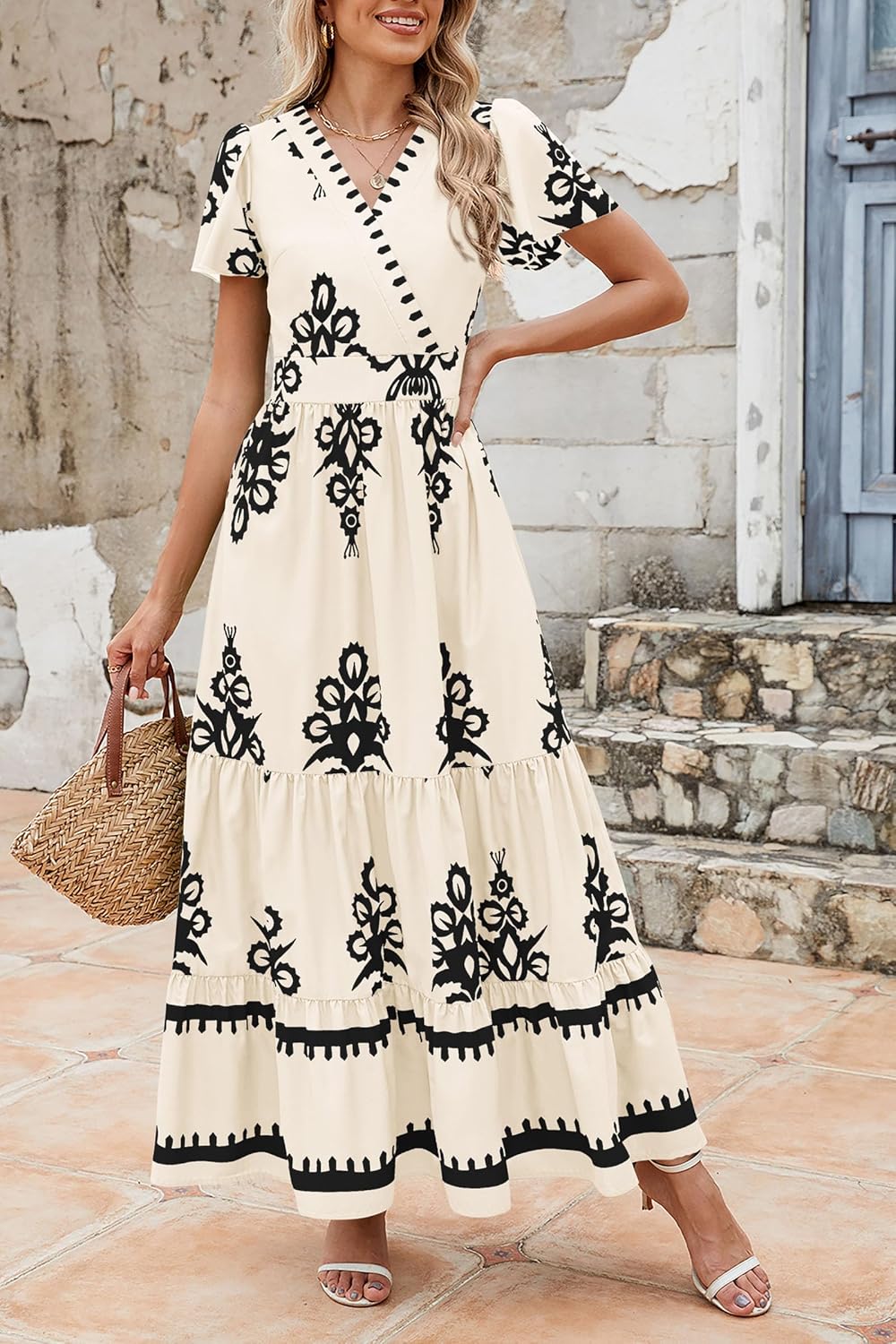 PRETTYGARDEN Womens 2026 Summer Casual V Neck Boho Maxi Dress Flowy Aline Bell Sleeve Tiered Floral Dresses with Pocket - Image 5